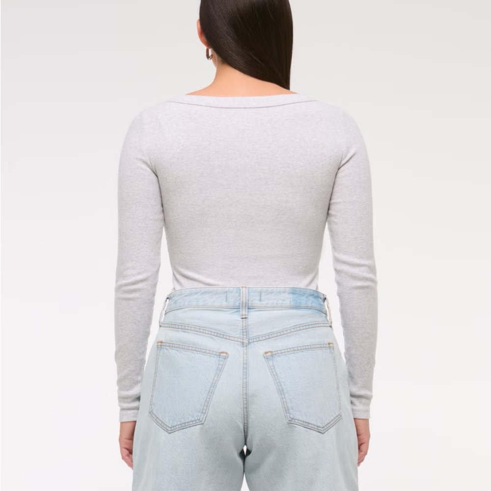 Abercrombie & Fitch “The Loose Short” High Rise Curve Love Jean Short 35 - Picture 7 of 8